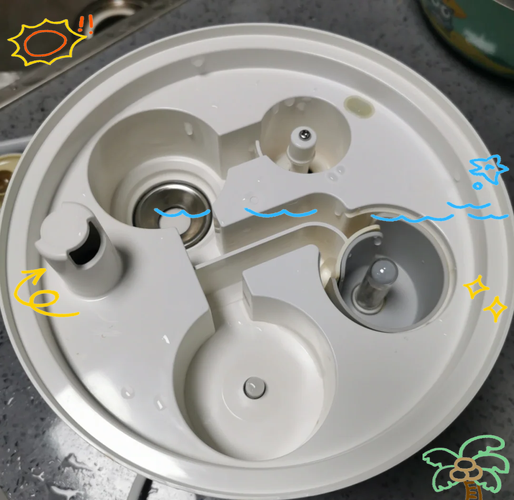 忘记清洁的加湿器，比你想的更脏