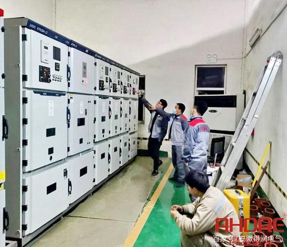 杀菌机厂家售后工程师上门调试现场