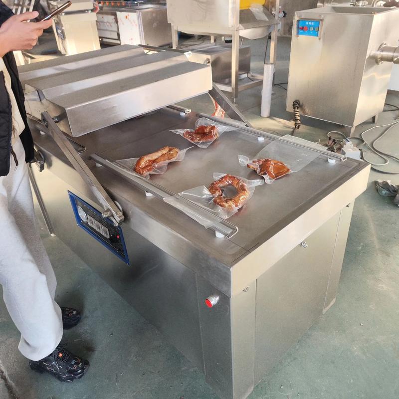 卤味店真空包装机操作台实拍
