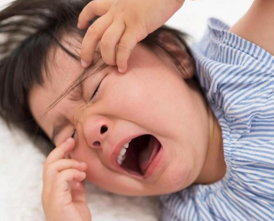 2-4岁幼儿完美主义敏感期哭闹场景
