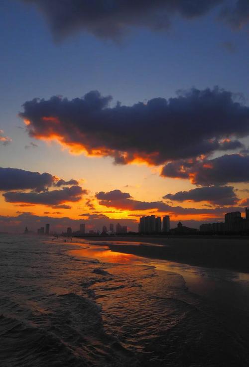 金海滩秋日晨光