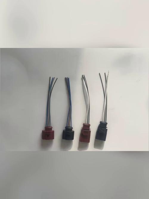 汽车氧传感器插头针脚氧化实拍