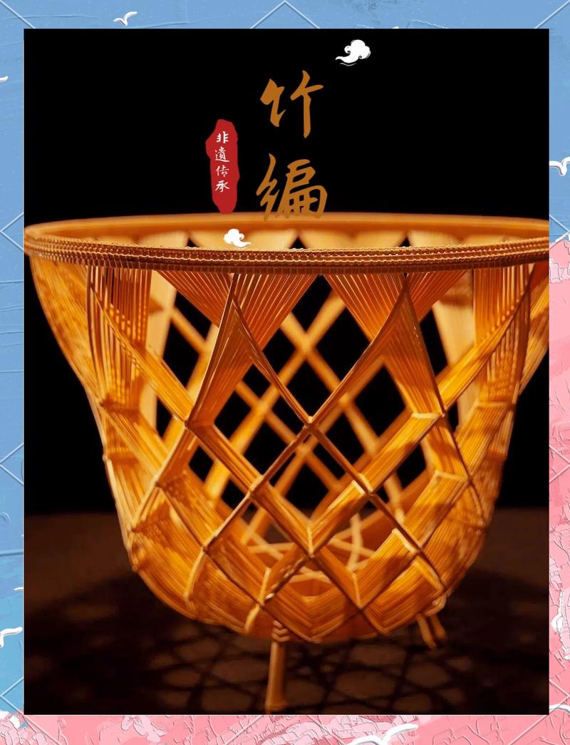 非遗传承人手工编织竹编文创产品