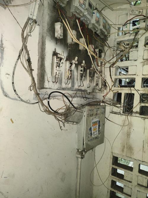 住了三年才发现这些居家合规雷区，差点把房子炸了