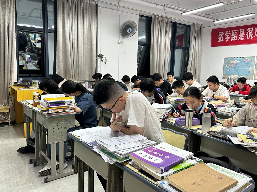 学生因追求高GPA放弃选修高级课程场景
