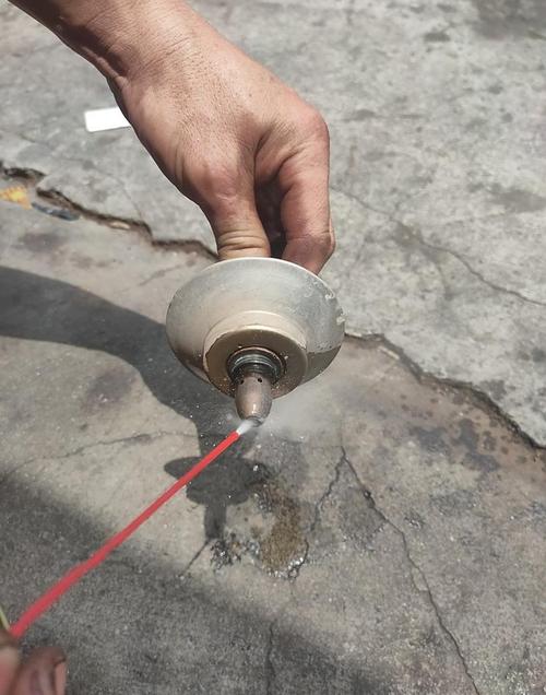 积碳堵塞的氧传感器探头清洁对比图