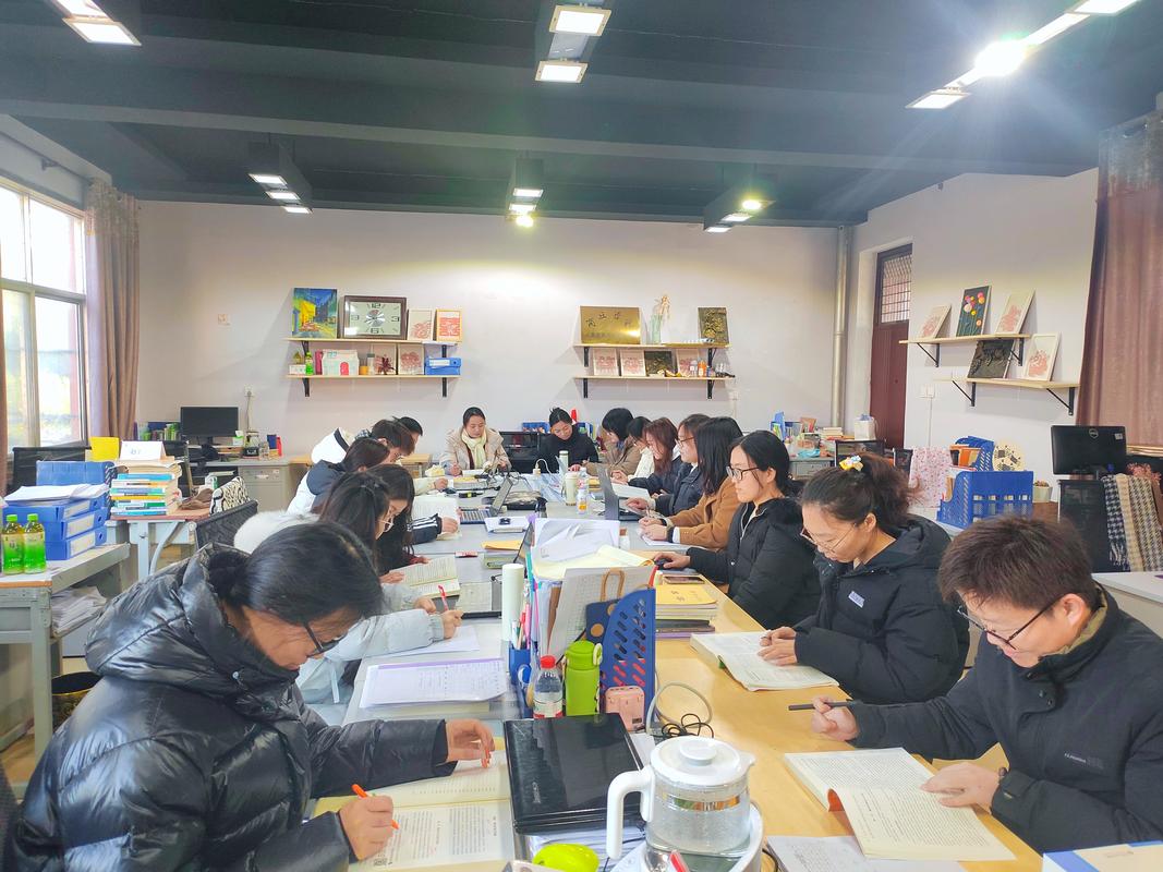 小学教师集体教研疲惫状态