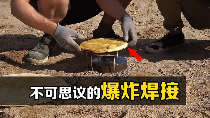 爆炸焊平行法装配现场实拍图