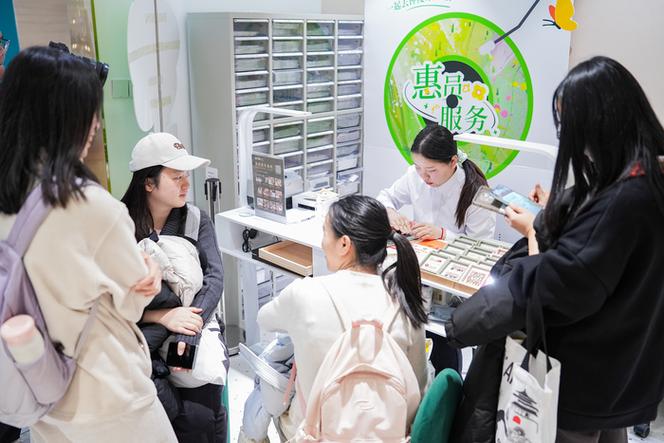 三、服务商们都在做什么？