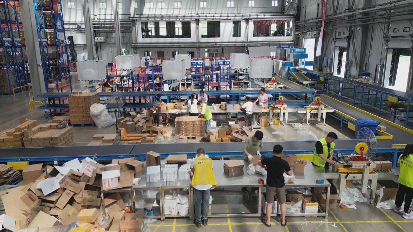 跨境电商海外仓货物入库分拣场景