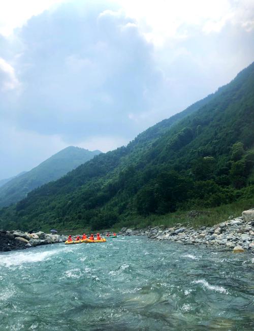 成都漂流虹口峡谷