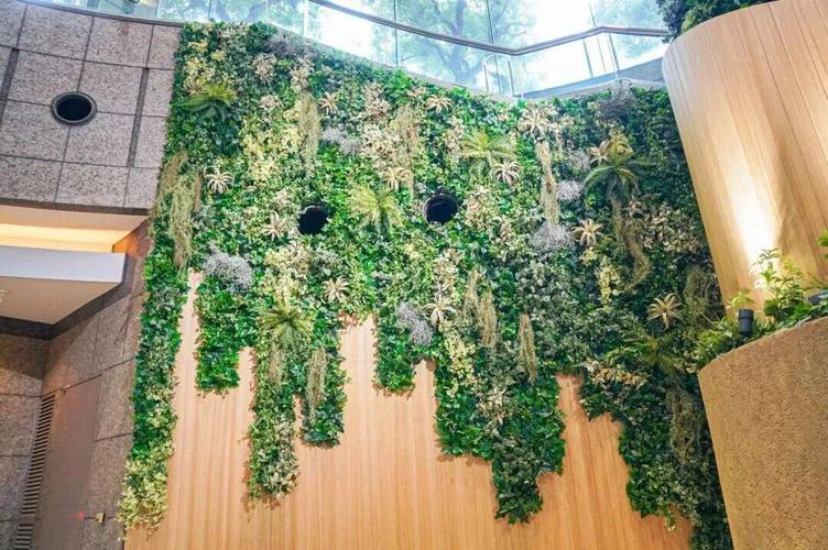 仿真垂吊绿植搭配真植物阳台效果