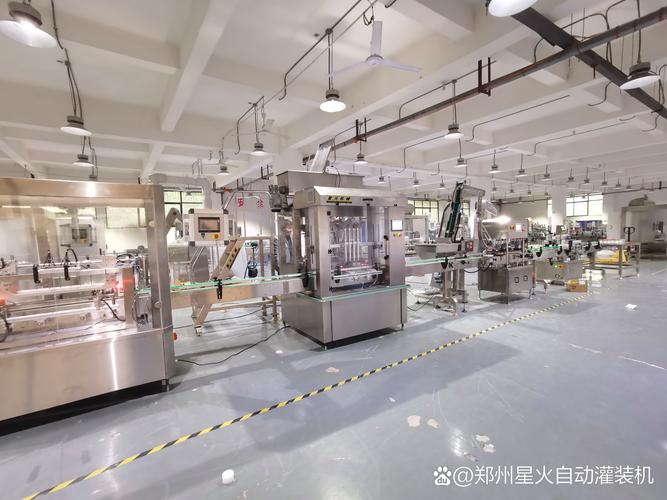酱料灌装机厂家车间试机现场