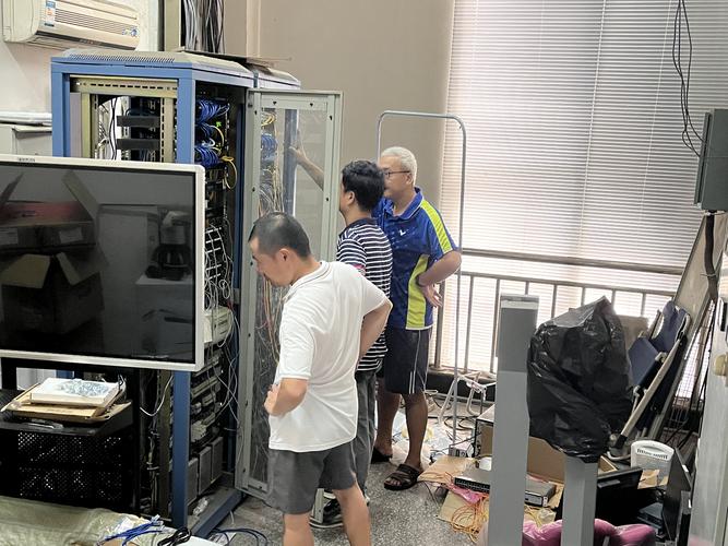 中小工厂工业网络安全分区改造现场图