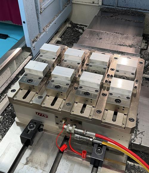 工装夹具厂家CNC加工现场实拍