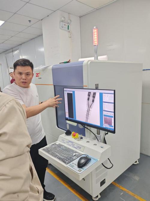 工业DRX光检测设备现场操作图