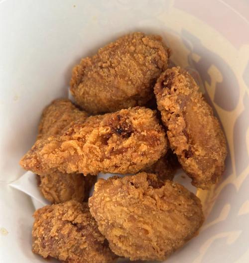 快餐测评麦当劳麦辣鸡翅金黄鳞片脆壳