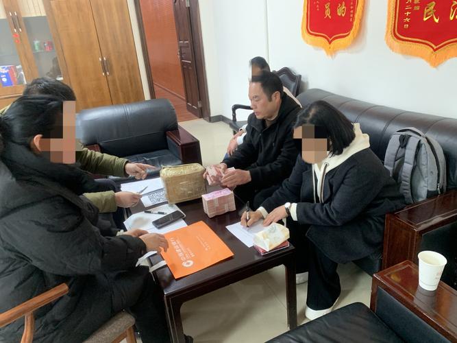 夫妻共同经营个体水果店离婚纠纷咨询现场