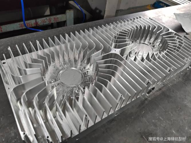 数控机床不是越贵越好：2024年中小制造车间的选型&运维真实经验