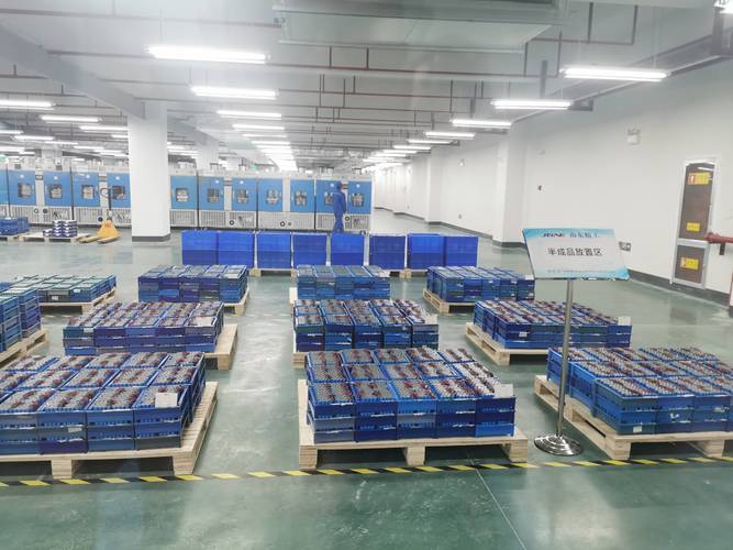 分区存放的时效处理工件成品车间