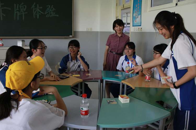 高中校园职业体验开放日活动现场