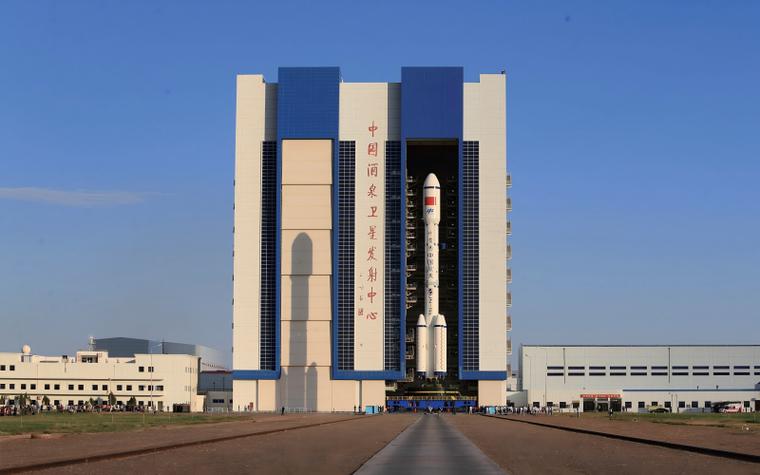 酒泉商业航天发射场民营企业火箭总装车间场景