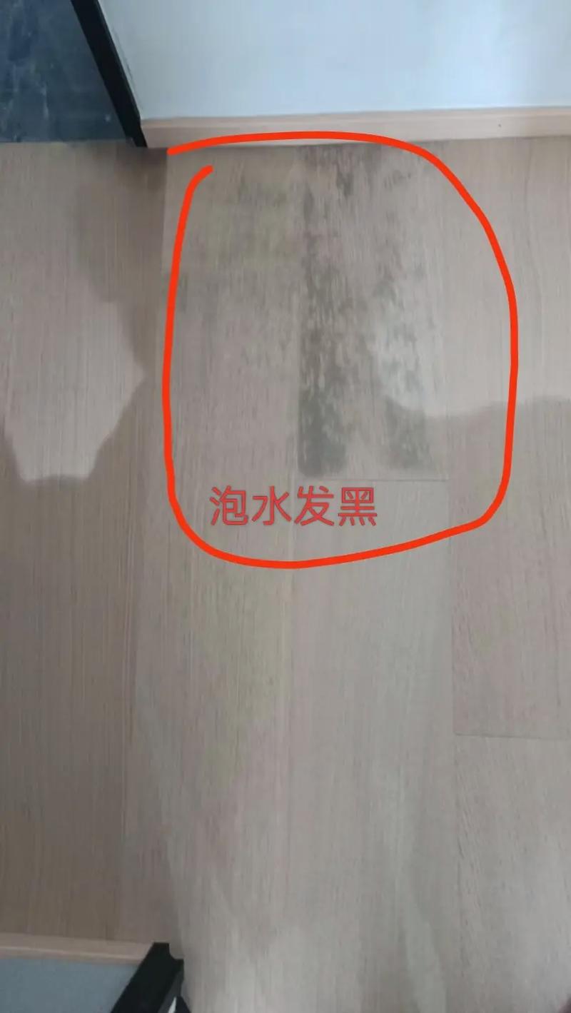 地板保养那些事儿：从铺装到翻新，全屋木地板的养护绝招大公开