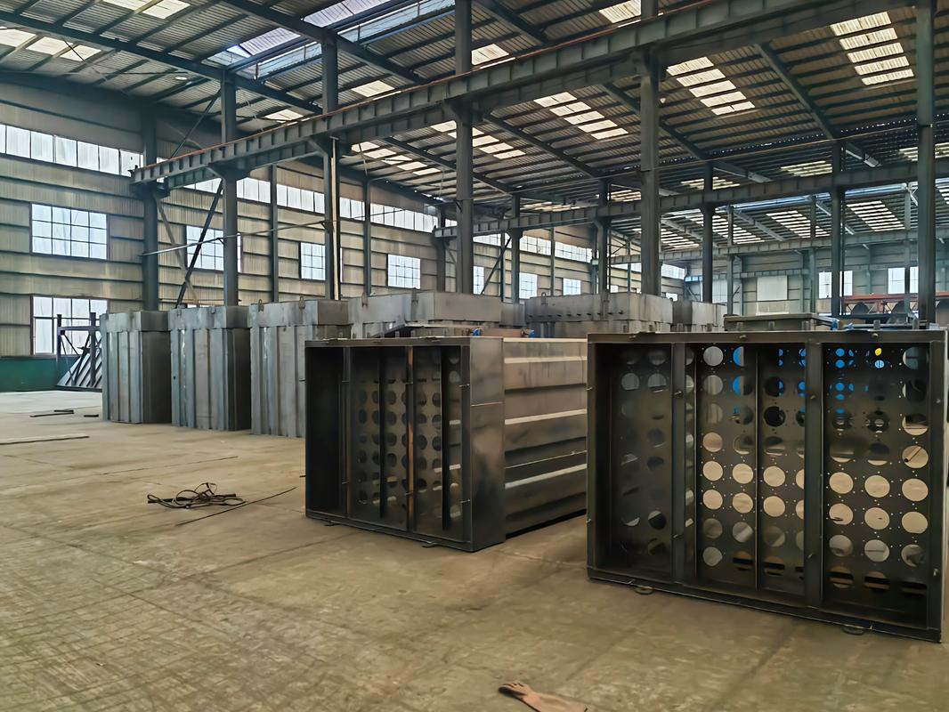 布袋除尘器生产厂家钣金加工车间实景