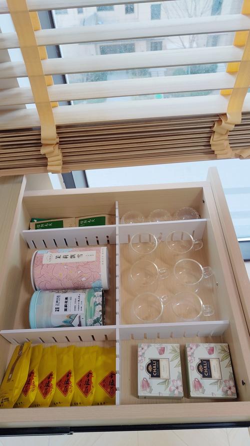 尺寸不合的成品抽屉分隔板实拍