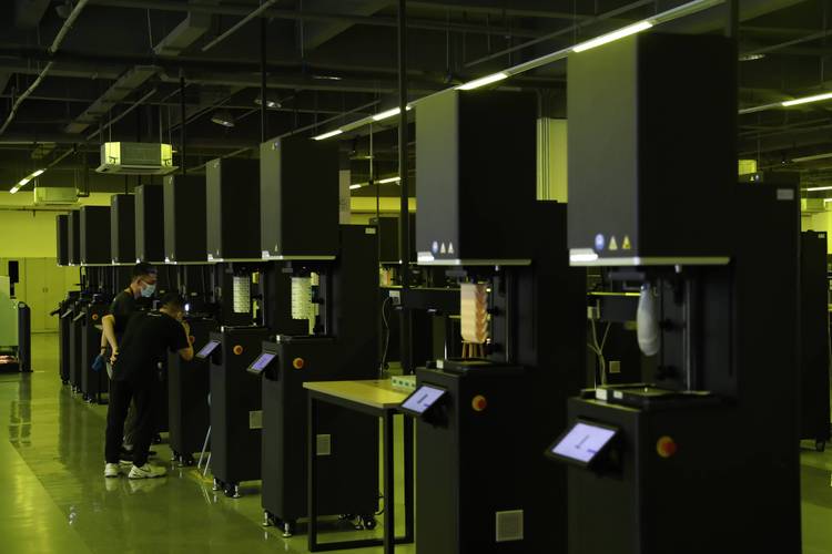 工厂车间大型工业FDM打印机实物图