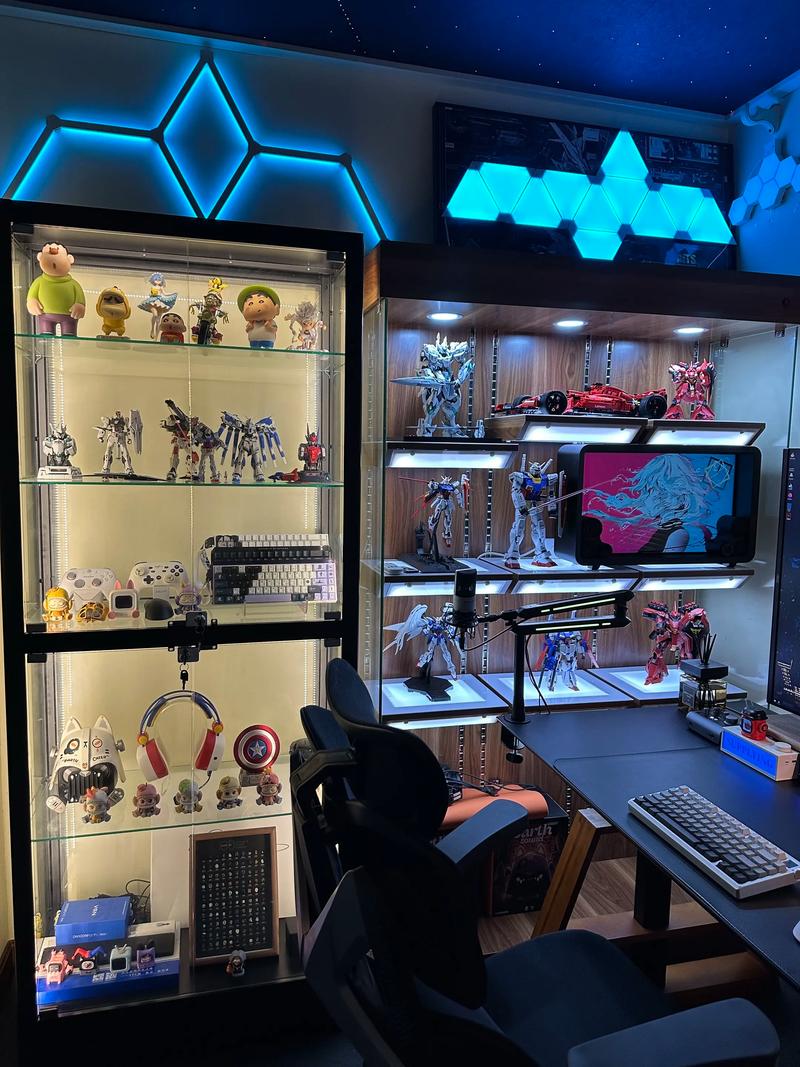 电竞房手办展示墙设计