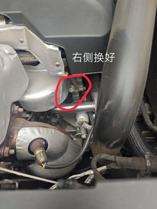 缸体水套排气螺丝位置实拍