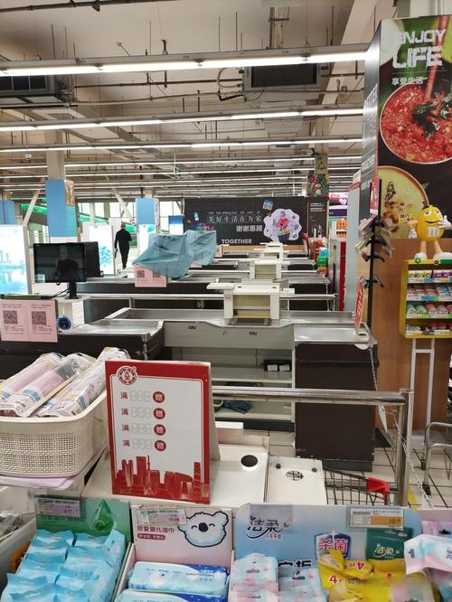多种护眼屏幕功能标识混乱的卖场实拍