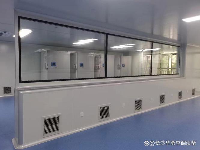 万级洁净间油品过滤作业现场