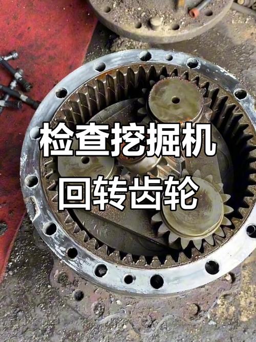 工程师将齿轮放回工具箱的特写