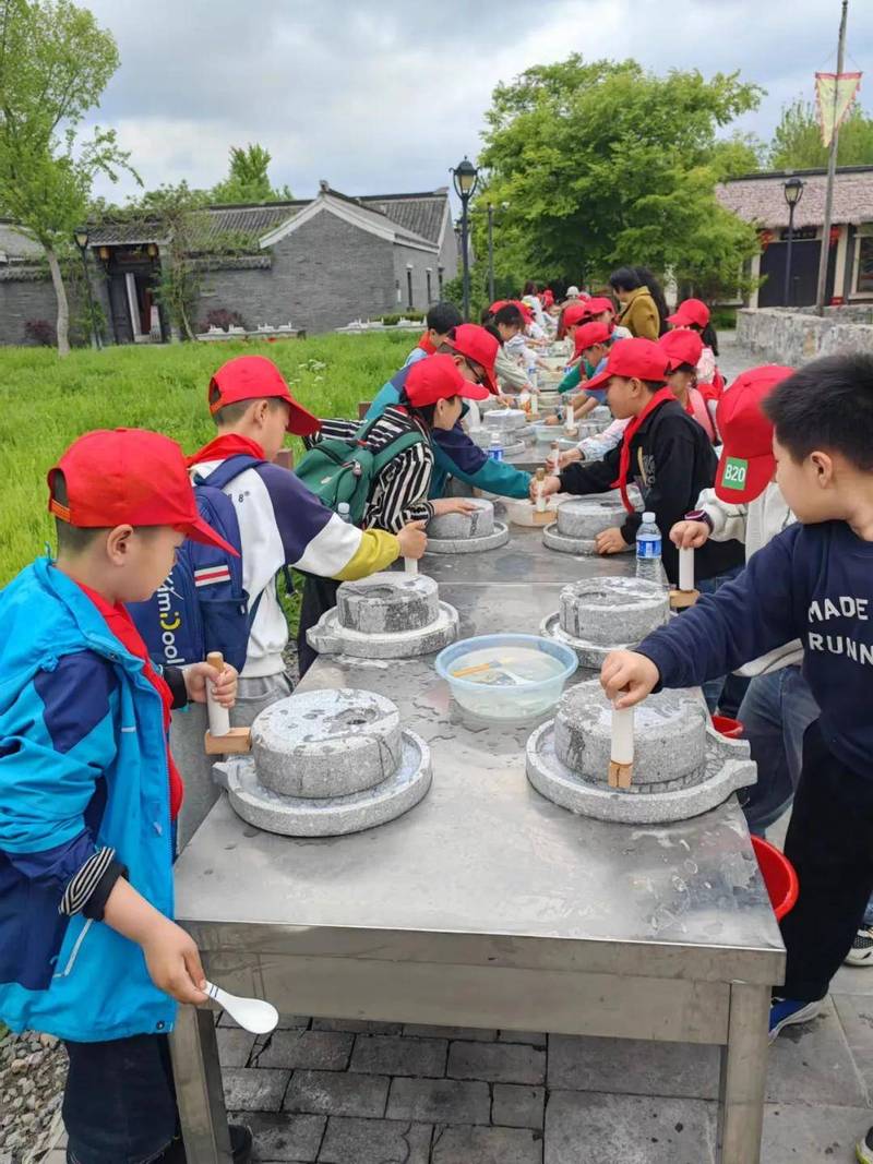 南漳印象老家老石磨亲子磨豆浆体验