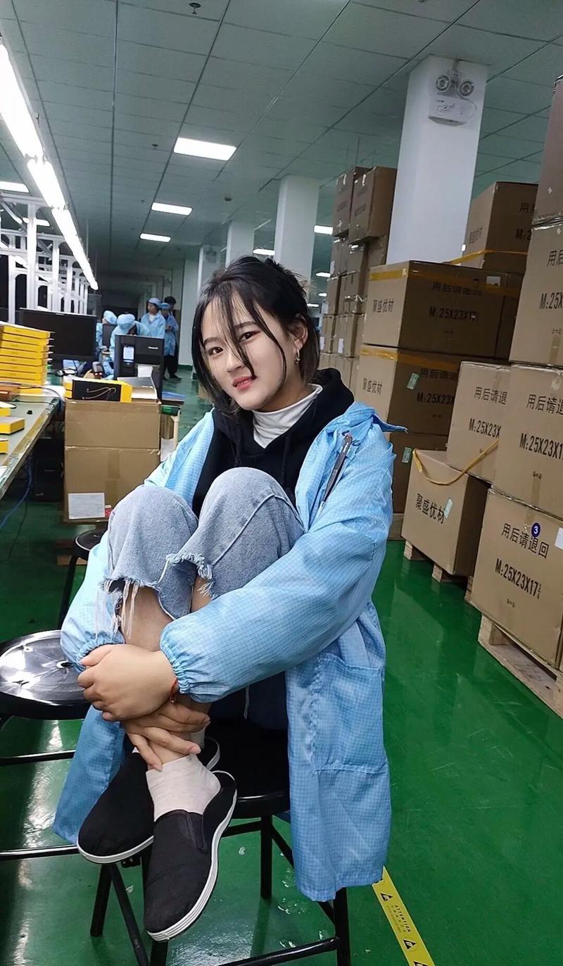 工业员工手机拍摄的日常家庭摄影作品