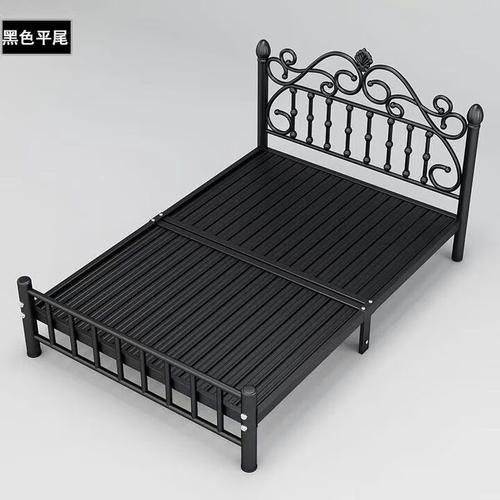 黑色铁艺床法式轻复古卧室搭配