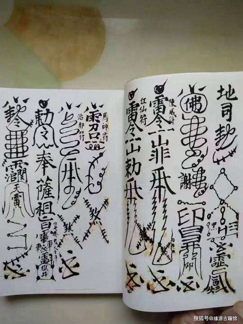 从论文里的鬼画符，到能跑能跳的玩意儿