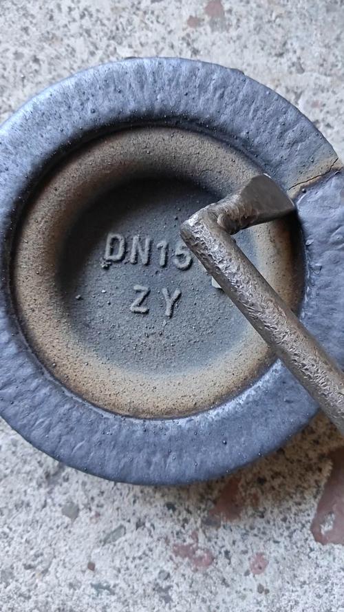 闸阀密封面硬质合金堆焊微观裂纹