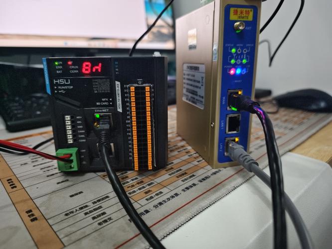 工业边缘计算网关在嘈杂车间部署实拍