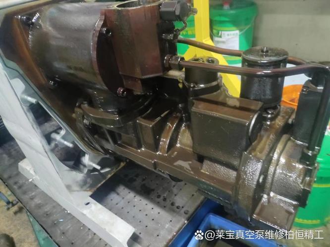 真空泵旋片磨损对比 工业实拍
