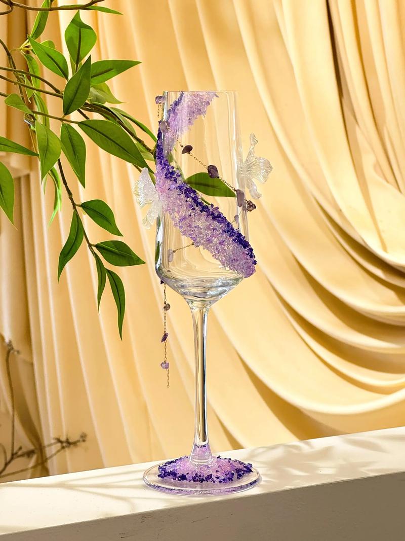 金箔点缀婚宴清酒杯流光溢彩
