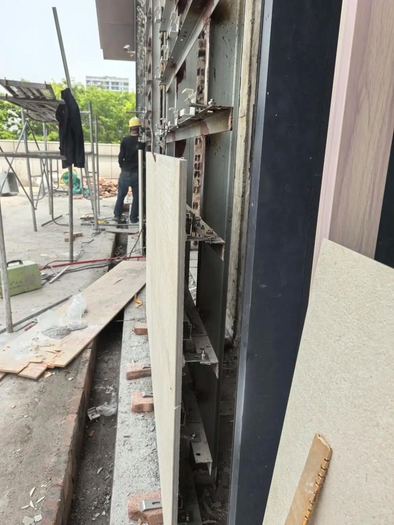 大板砖铺贴避坑实录：装修工程师掏心窝子的20个问答