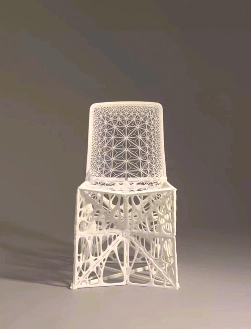3D打印完成的折叠户外椅成品实景图