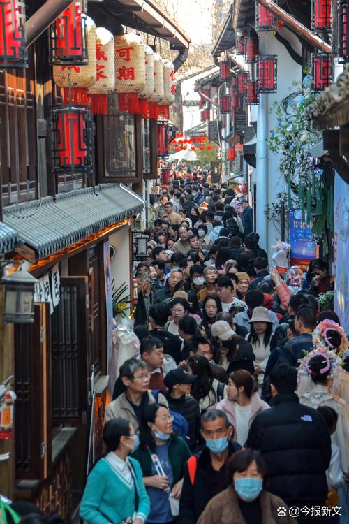 河坊街人潮拥挤