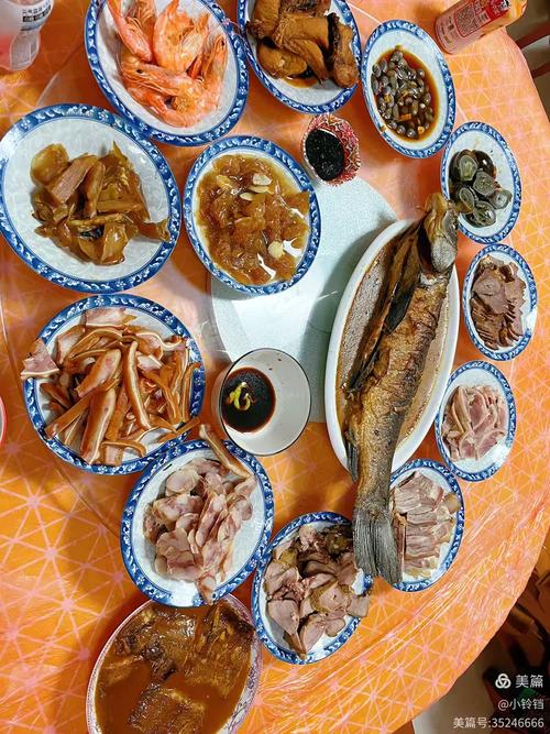 湖北南漳农家年夜饭五鱼闹年席