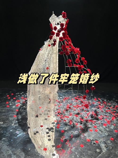 婚礼冷焰火错误使用导致婚纱烧洞示意