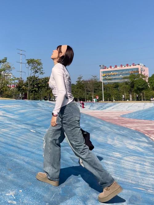 紧急出门，五分钟能搭好一身不尴尬的造型吗？