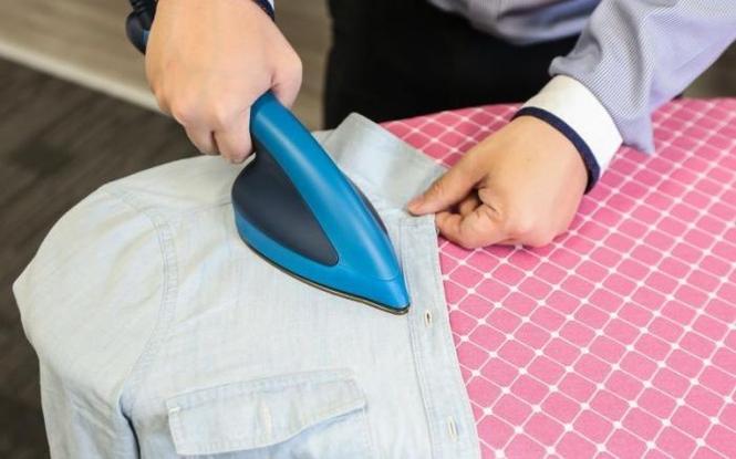低温垫布熨烫真丝衬衫操作图